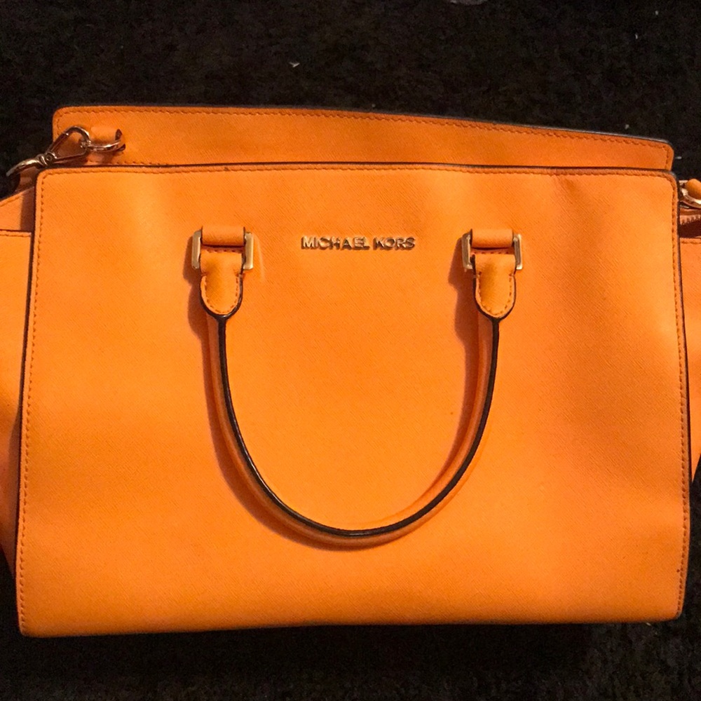Michael Kors purse